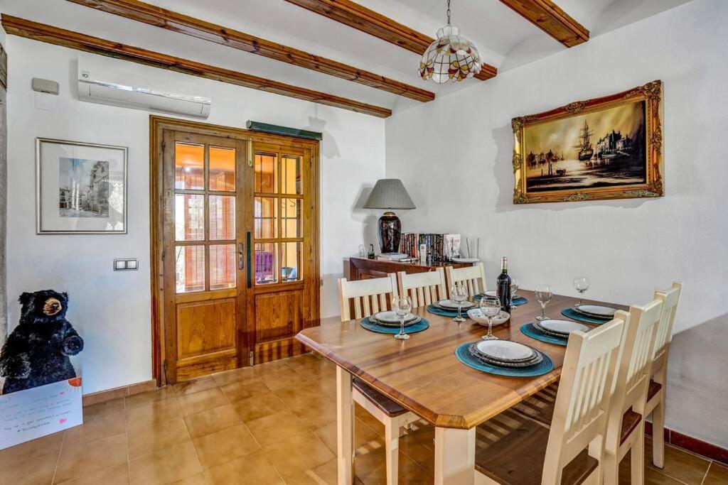 Вилла La Isla Casa Barnaby Platja de Larenal Экстерьер фото