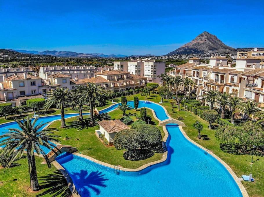 Вилла La Isla Casa Barnaby Platja de Larenal Экстерьер фото